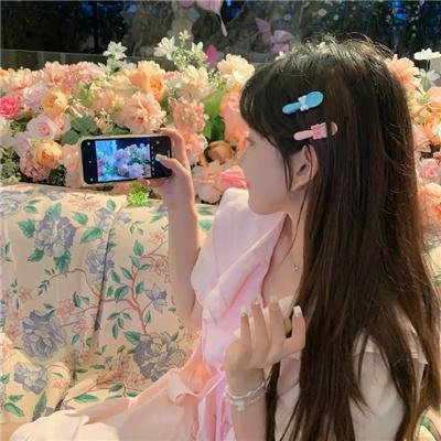 残宵留得梦依稀